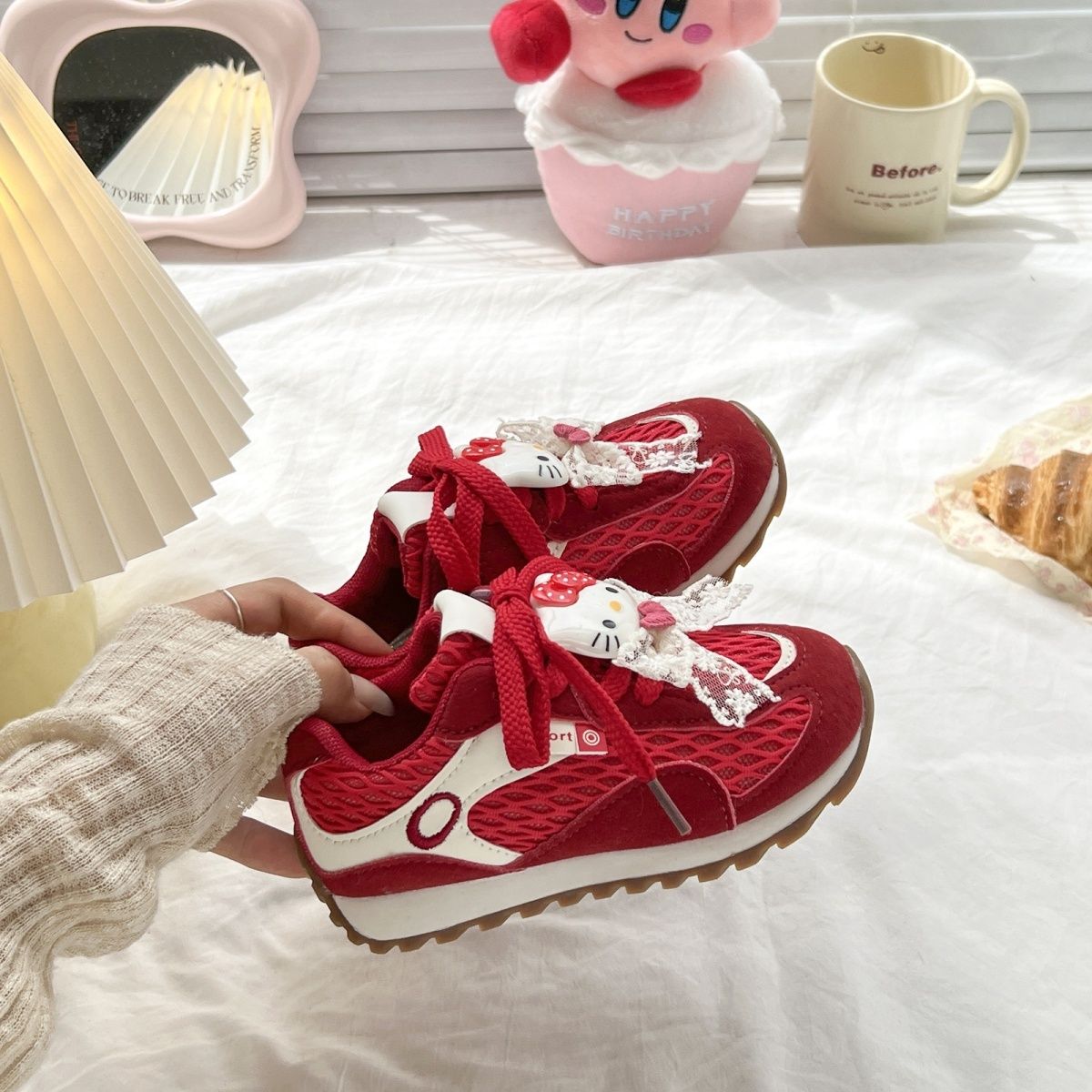 New Sanrio Hello Kitty Girls C - Running Gear For Beginners のレビューと価格
